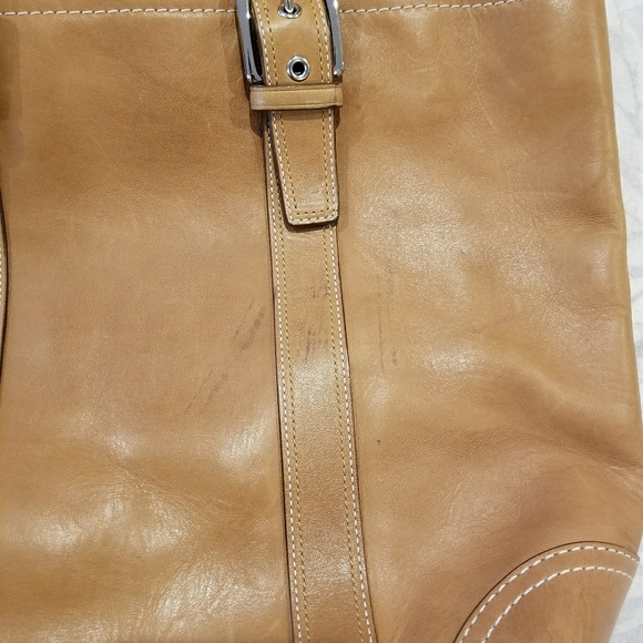 Authentic Coach Hampton Camel Brown Leather Bag - Picture 4 of 8